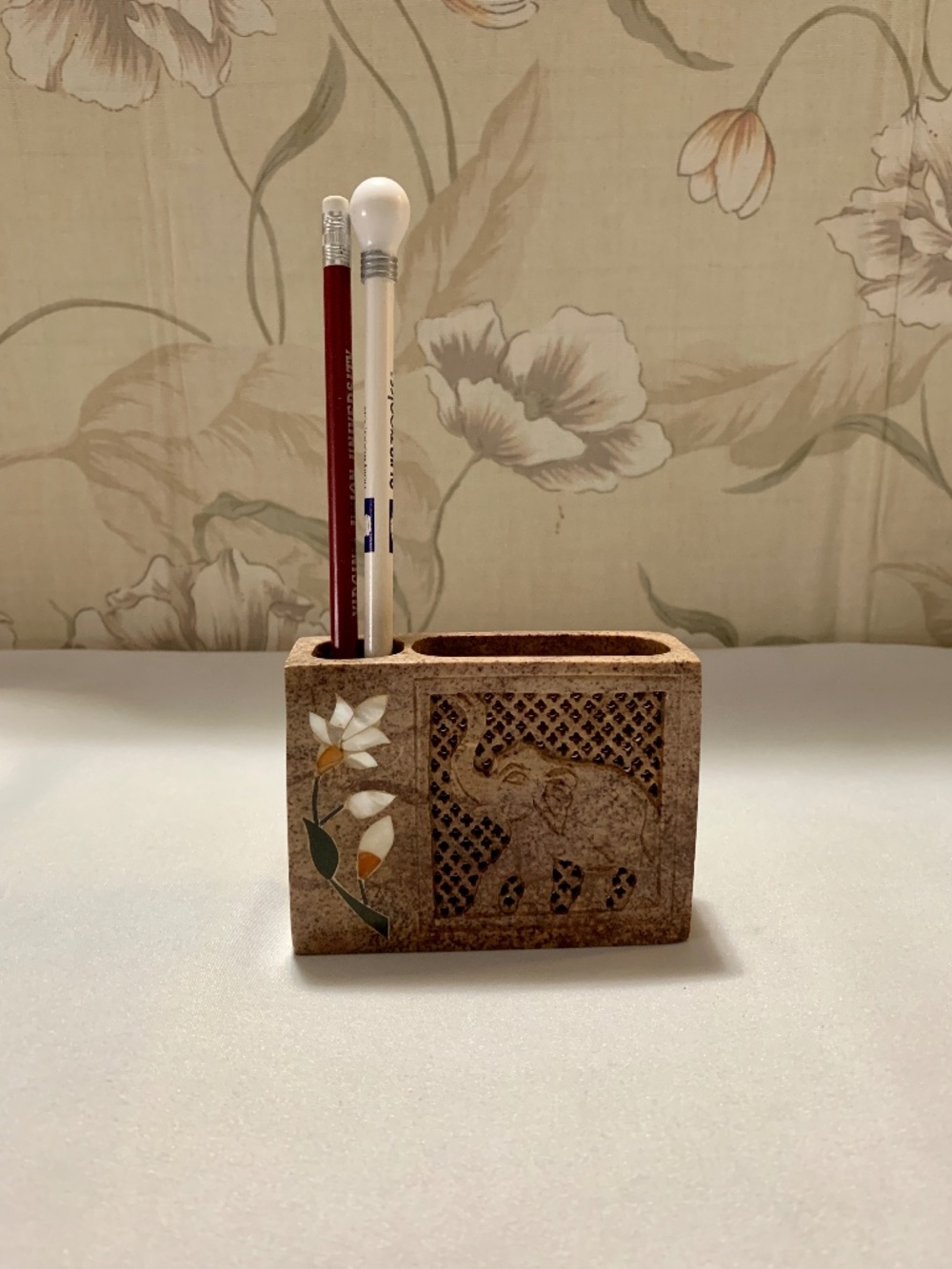 Carved Stone Lattice Elephant Paper / Pad / Pen Holder Desktop Caddy - India
